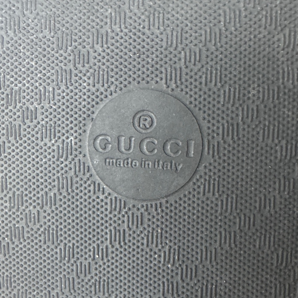 Gucci Interlocking G Leather Slides - image 2